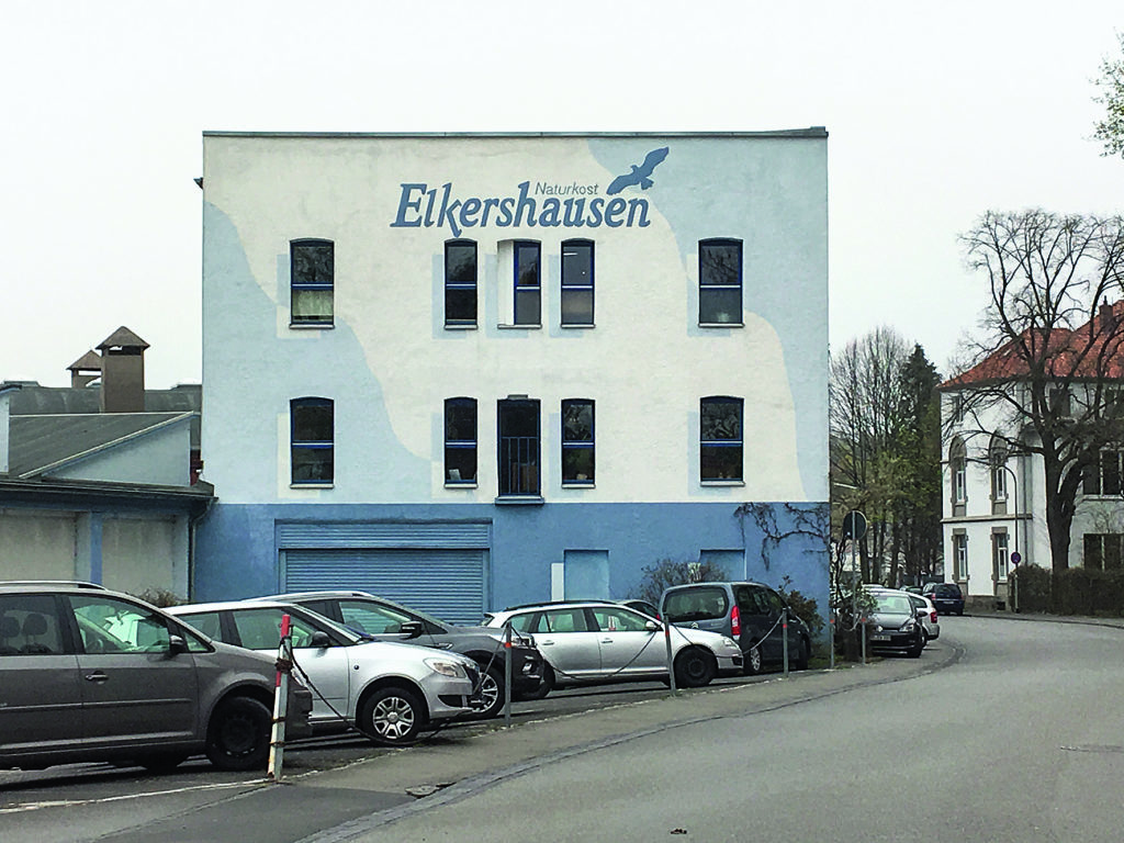 Keimzelle des Unternehmens war eine WG, die in Elkershausen lebte. Der heutige Firmensitz in der Levinstraße in Göttingen. Foto: Naturkost Elkershausen